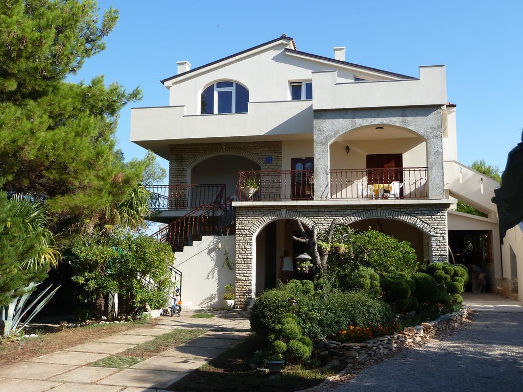 Apartments Davor Jadrtovac Εξωτερικό φωτογραφία