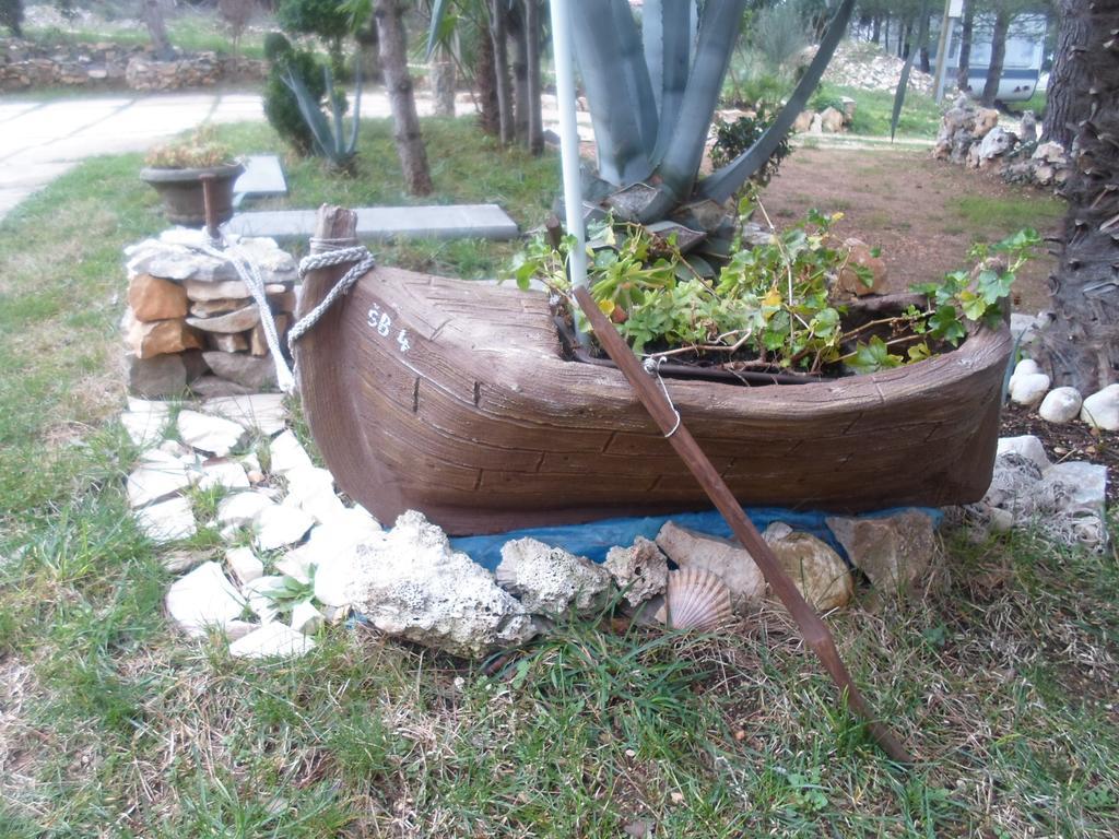 Apartments Davor Jadrtovac Εξωτερικό φωτογραφία